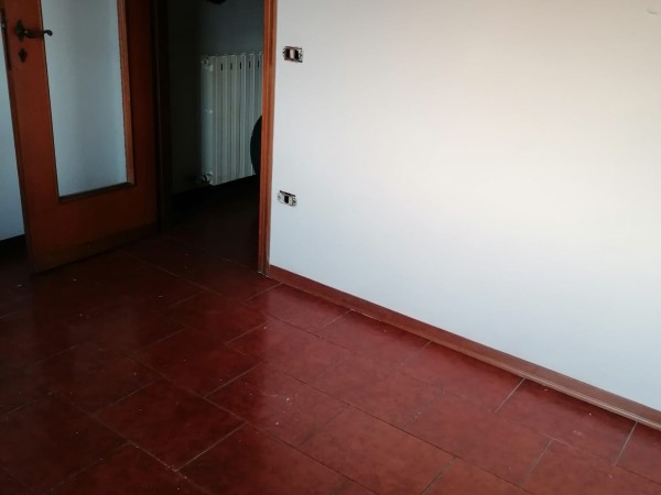 Rif. V735 - appartamento in vendita a Viareggio | Foto 2