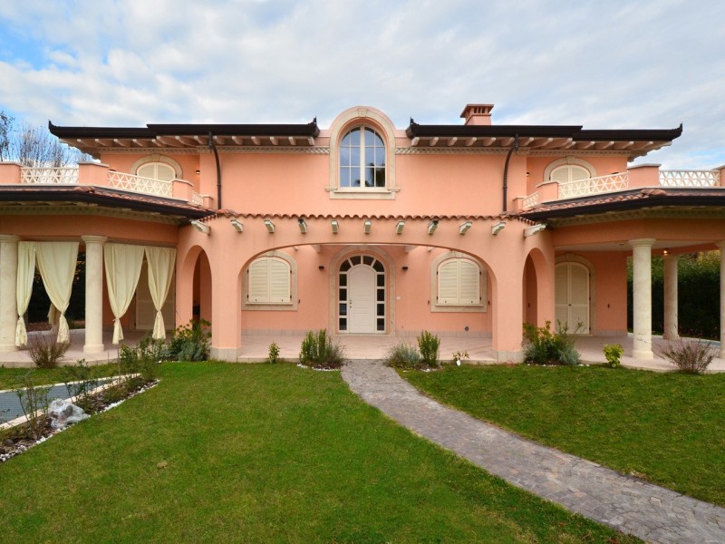 Rif. 2101 - villa singola in affitto a Forte Dei Marmi | Foto Principale