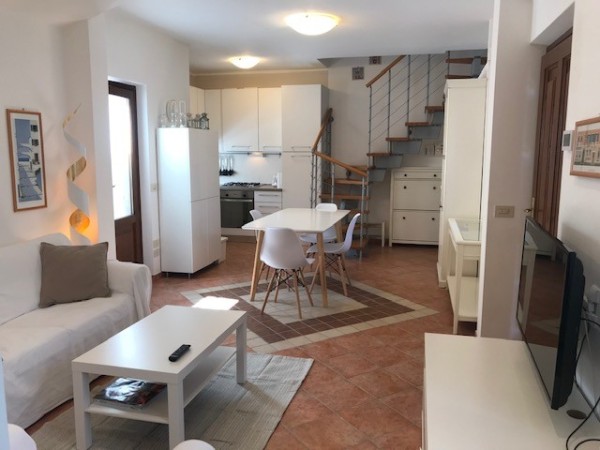 Riferimento SV007 - detached house in Buying And Selling in Pietrasanta - Marina Di Pietrasanta