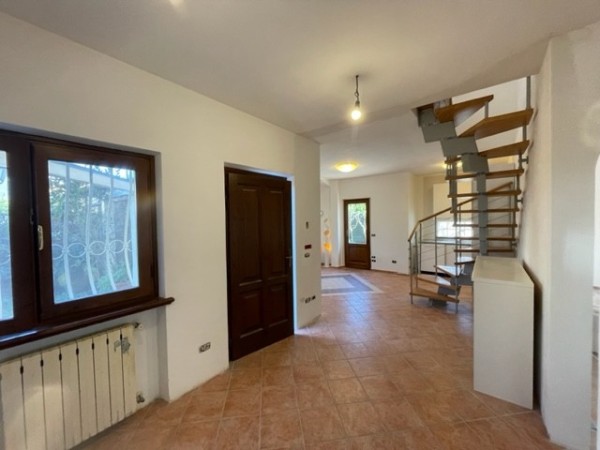 Riferimento SV3690 - detached house in Buying And Selling in Pietrasanta - Marina Di Pietrasanta