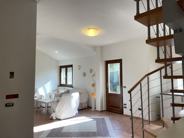 Riferimento SV3690 - detached house in Buying And Selling in Pietrasanta - Marina Di Pietrasanta