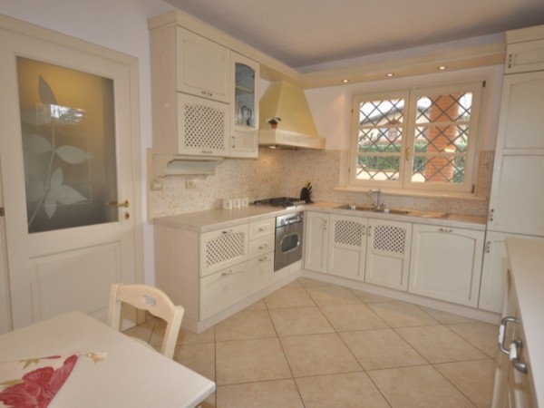 Riferimento SA117 - villa in Summer Rental in Forte Dei Marmi