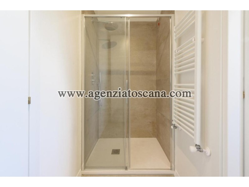 Villetta Singola for rent, Forte Dei Marmi - Centrale -  24