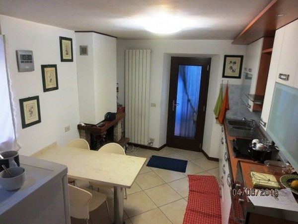 Riferimento 487 RL - Porzione Di Casa in Vendita a Retignano