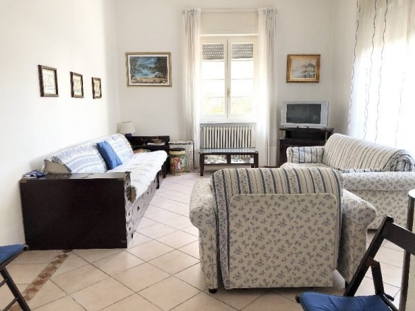 Rif. VV40 - villa in vendita a Camaiore - Lido Di Camaiore | Foto 1
