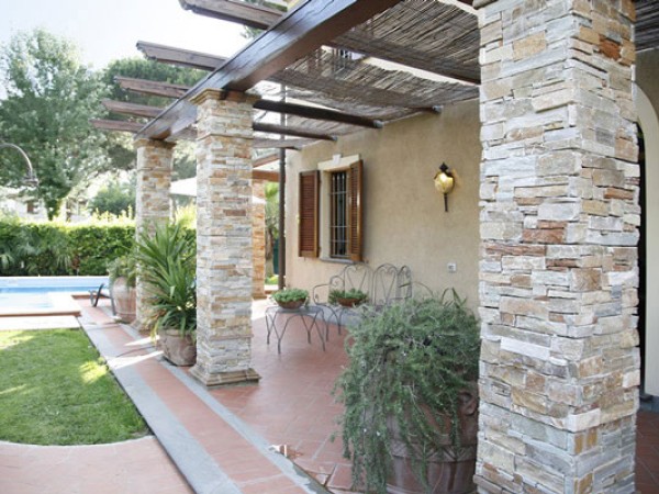 Vuoi maggiori informazioni per l'immobile SA525 Roberto?