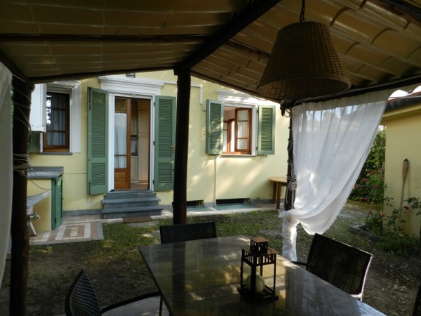 Riferimento SA268 - detached house in Летняя аренда in Pietrasanta - Marina Di Pietrasanta