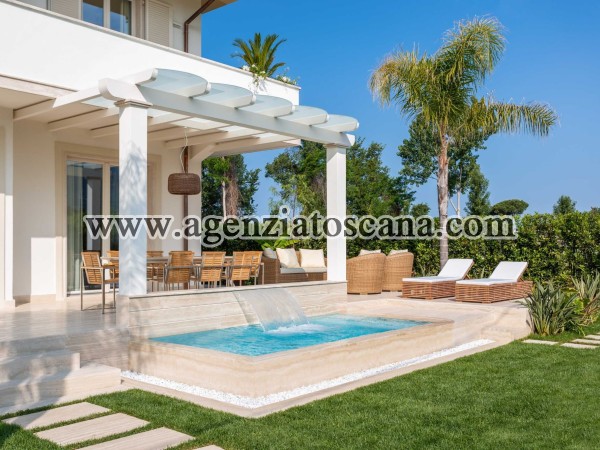 Villa With Pool for sale, Forte Dei Marmi - Vittoria Apuana -  4