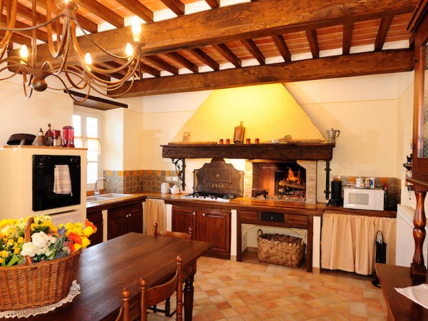 Riferimento SV108 - country house in Buying And Selling in Cortona - Colline Cortona