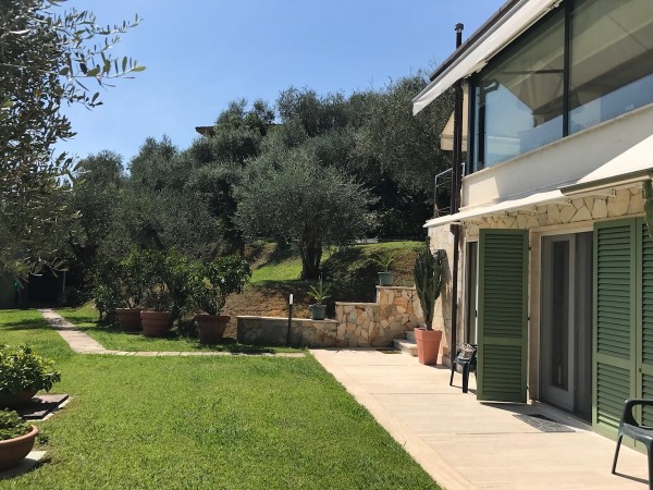 Riferimento SA001 - villa in Аренда in Camaiore