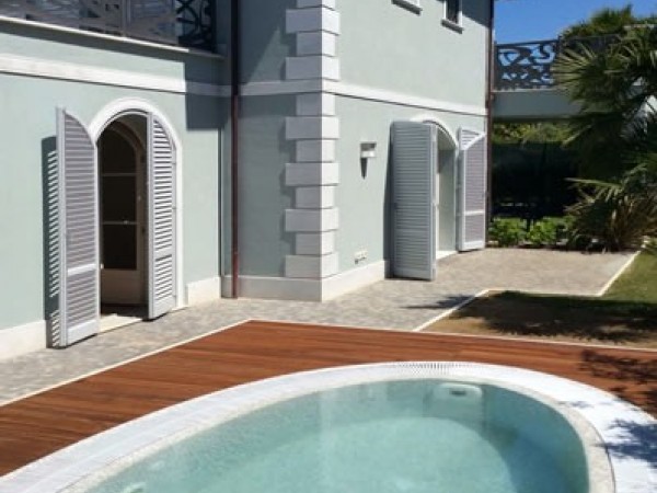 Riferimento SV04IC - villa in Покупая и продавая in Forte Dei Marmi - Vittoria Apuana