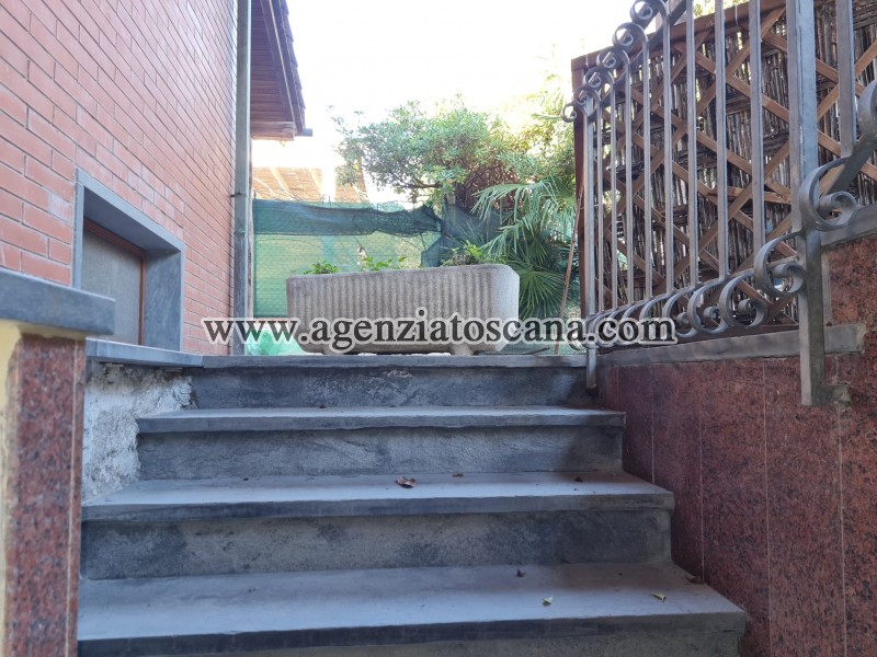 Villa in vendita, Forte Dei Marmi - Centrale -  33