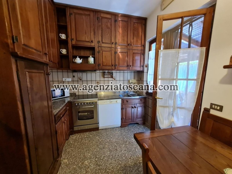 Вилла за продажа, Forte Dei Marmi - Centrale -  26