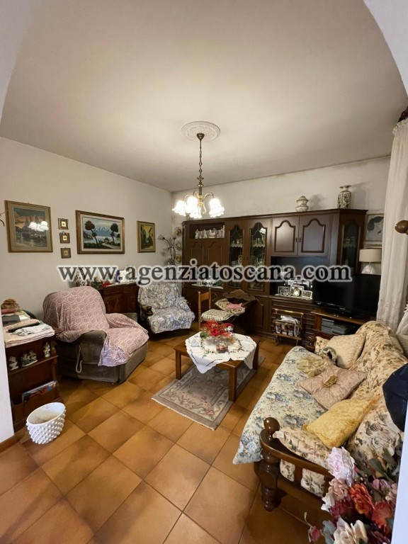 Two-family Villa for rent, Seravezza - Querceta -  0