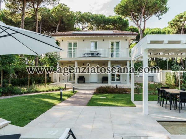 Villa With Pool for sale, Forte Dei Marmi - Vittoria Apuana -  13