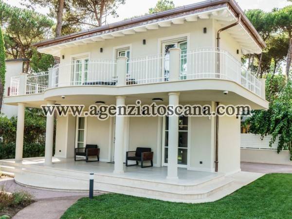 Villa With Pool for sale, Forte Dei Marmi - Vittoria Apuana -  12