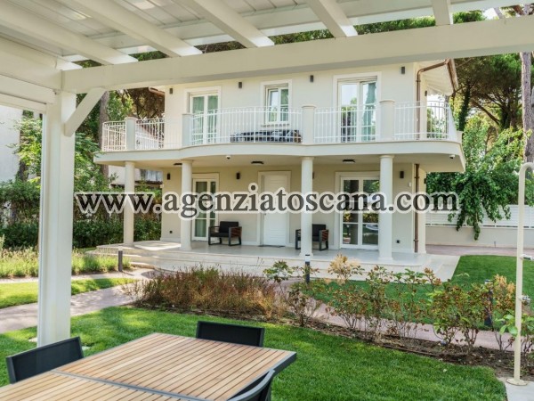 Villa With Pool for sale, Forte Dei Marmi - Vittoria Apuana -  7