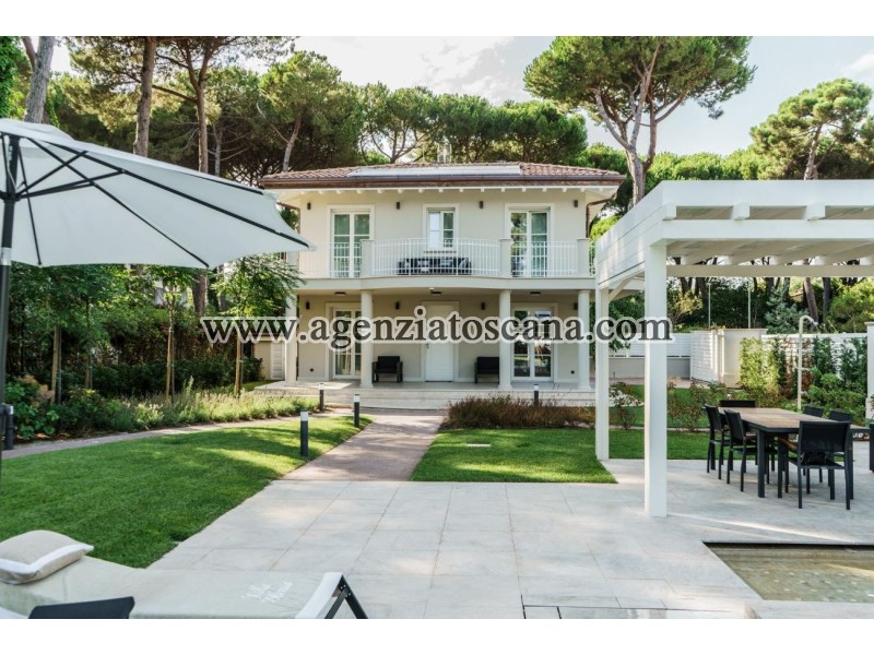 Villa With Pool for rent, Forte Dei Marmi - Vittoria Apuana -  13