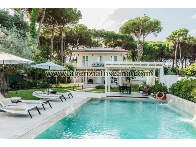 Villa With Pool for rent, Forte Dei Marmi - Vittoria Apuana -  4