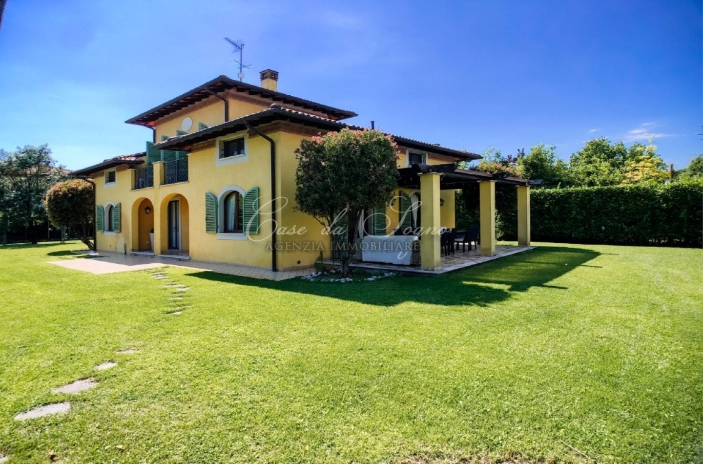 498 - cover Villa girasole