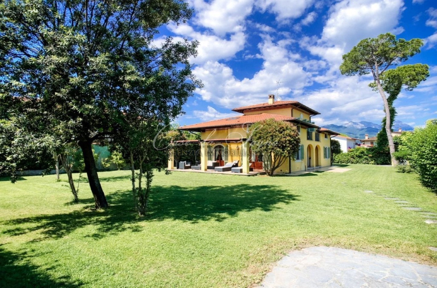 498 - cover Villa girasole