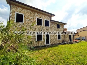 Villa In Stile Rustico