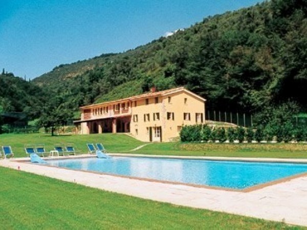 Rif. V770 - villa singola in vendita a Camaiore - Montebello | Foto 1