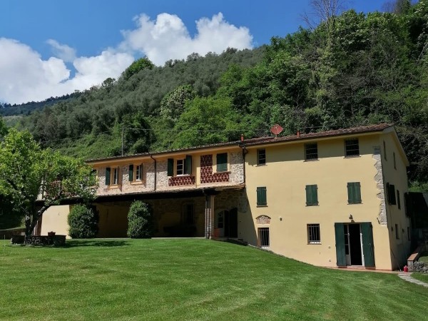 Rif. V770 - villa singola in vendita a Camaiore - Montebello | Foto 2