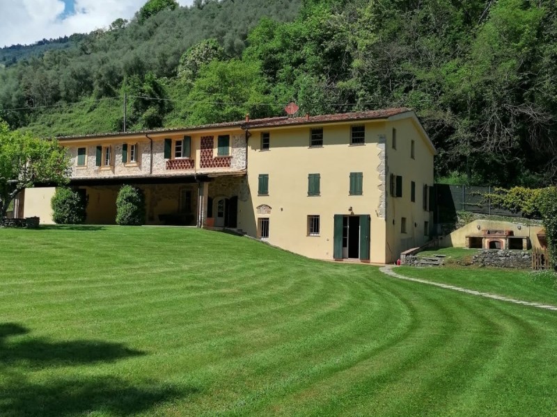 Rif. V770 - villa singola in vendita a Camaiore - Montebello | Foto Principale