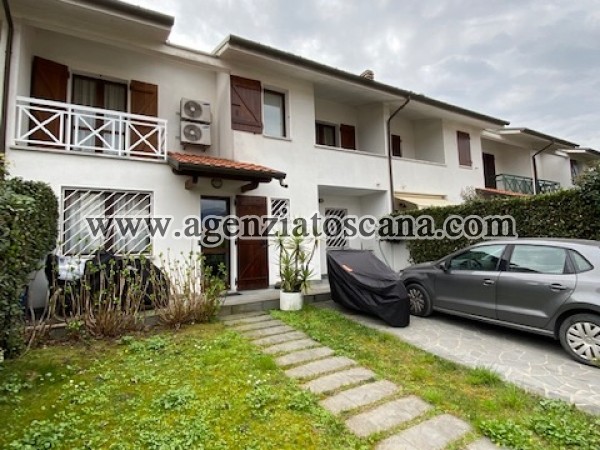Terraced House for sale, Pietrasanta - Crociale -  25