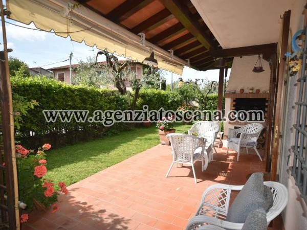 Two-family Villa for rent, Seravezza - Querceta -  1