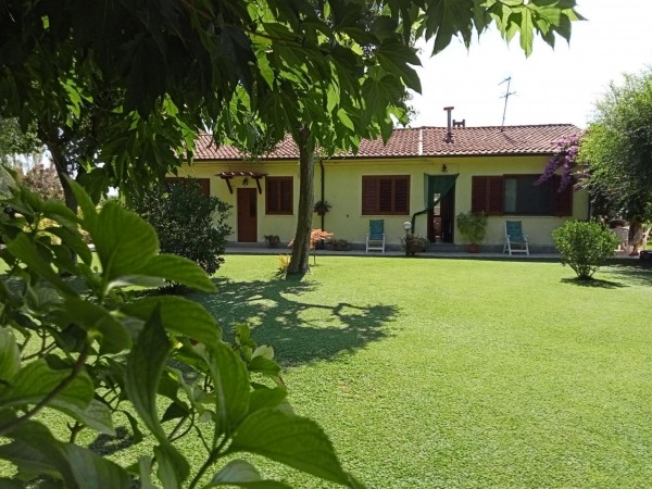 >Foto Anteprima WA 15444 - Casa Indipendente in Vendita a Marina Di Pietrasanta