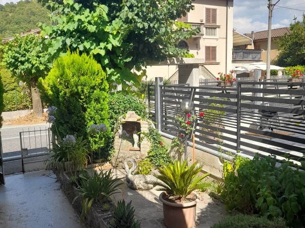 Riferimento V15-24 - Casa Indipendente in Vendita a Casette