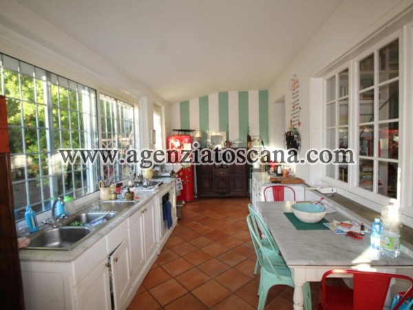 Two-family Villa for rent, Pietrasanta - Val Di Castello -  3