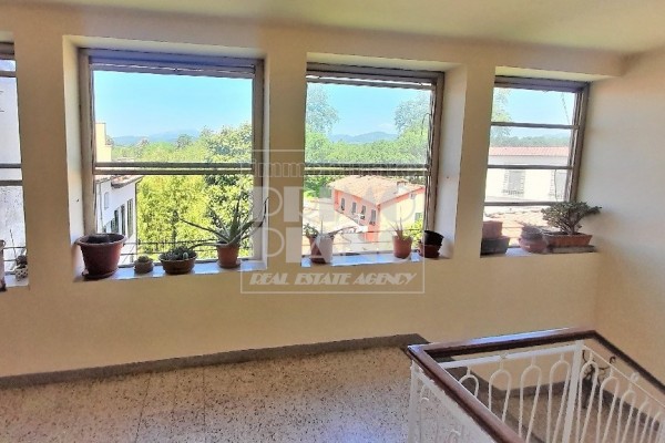 Apartment For Sale In Lucca