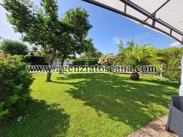 Villa Bifamiliare in vendita, Forte Dei Marmi - Centrale -  9
