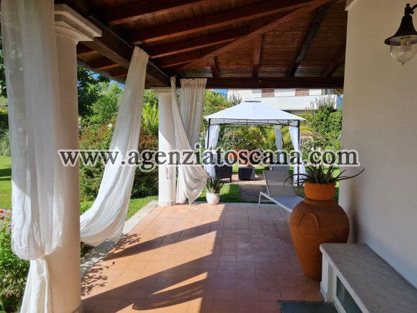 Villa Bifamiliare in vendita, Forte Dei Marmi - Centrale -  17