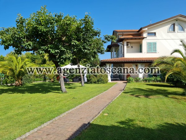 Villa Bifamiliare in vendita, Forte Dei Marmi - Centrale -  4