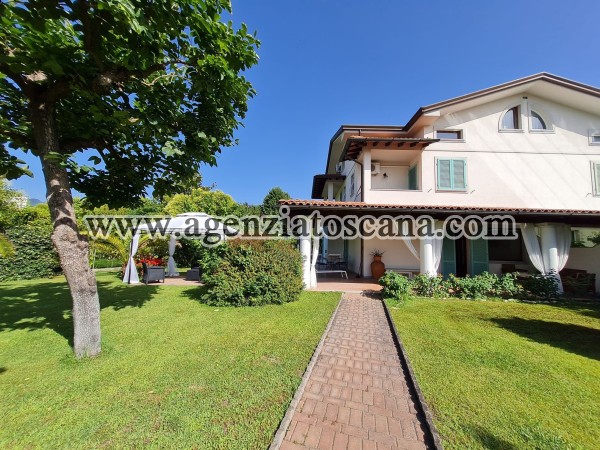 Villa Bifamiliare in vendita, Forte Dei Marmi - Centrale -  15