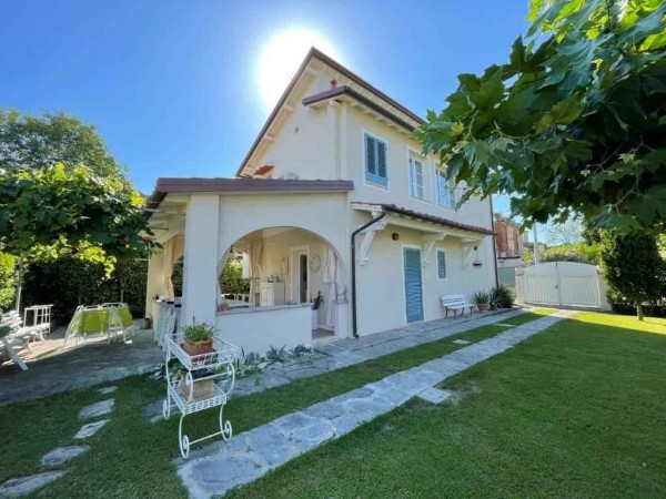 Graziosa villa singola in affi