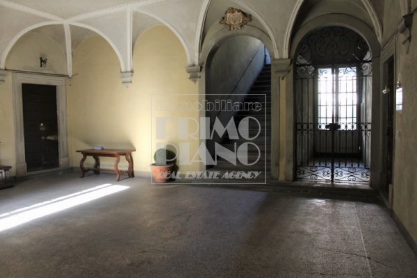 Apartment For Sale In Lucca