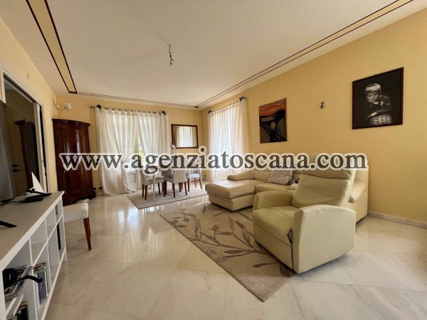 Two-family Villa for rent, Pietrasanta -  7