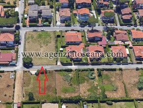 Terreno A Marina Di Pietrasanta