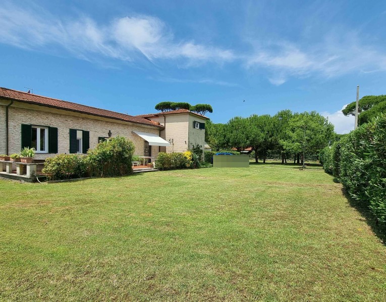 A pochi passi dal mare, villa 