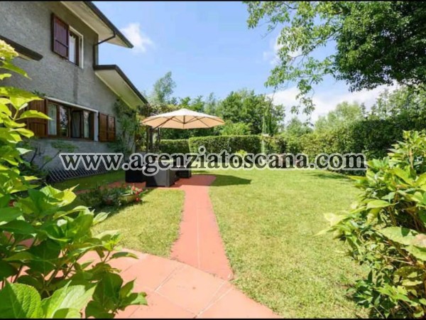 Villa With Pool for rent, Forte Dei Marmi -  2