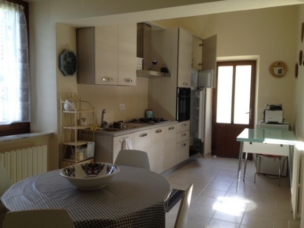 Rif. V101 - appartamento in vendita a Pietrasanta | Foto 4