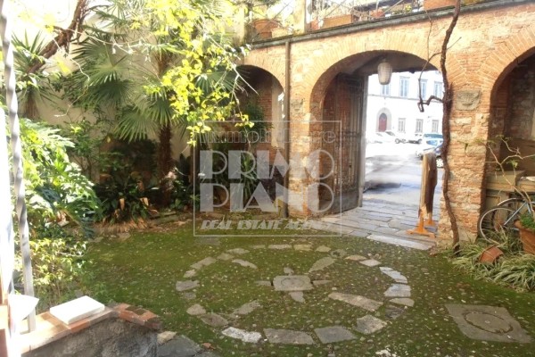 Apartment For Sale In Lucca