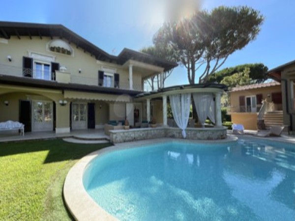 Villa con Piscina in vendita, Forte dei Marmi, Roma Imperiale 