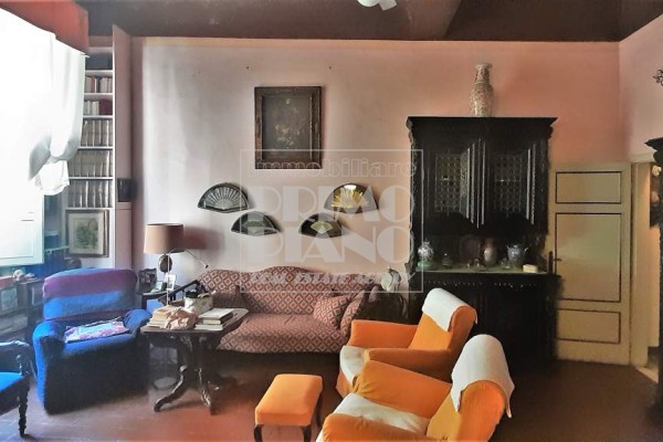 Apartment For Sale In Lucca