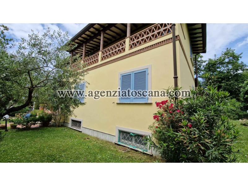 Villa in vendita, Pietrasanta - 1